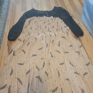 Black Rainn Long Sleeve Feather Print Dress